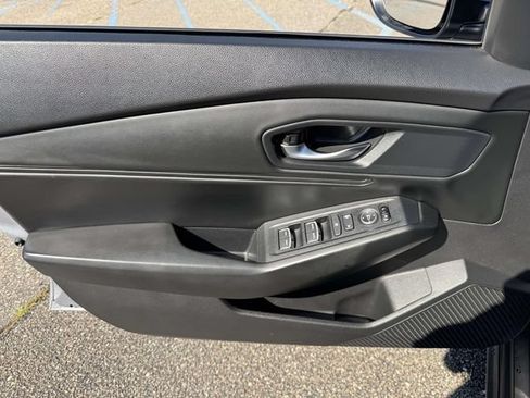 Certified 2023 Honda Accord EX image 15