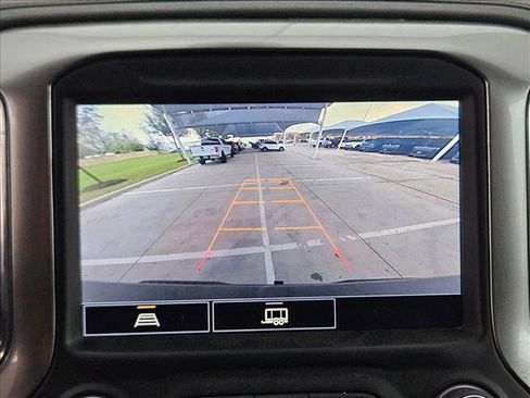 Used 2022 Chevrolet Silverado 1500 RST AWD/4WD image 9