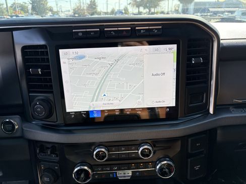 Used 2024 Ford F250 Platinum image 26