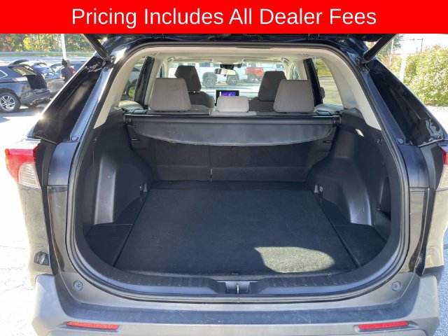Used 2023 Toyota RAV4 XLE w/ Convenience Package AWD/4WD image 13