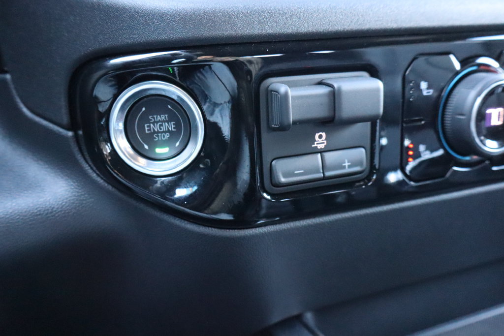 New 2026 Chevrolet Silverado 1500 RST AWD/4WD image 13
