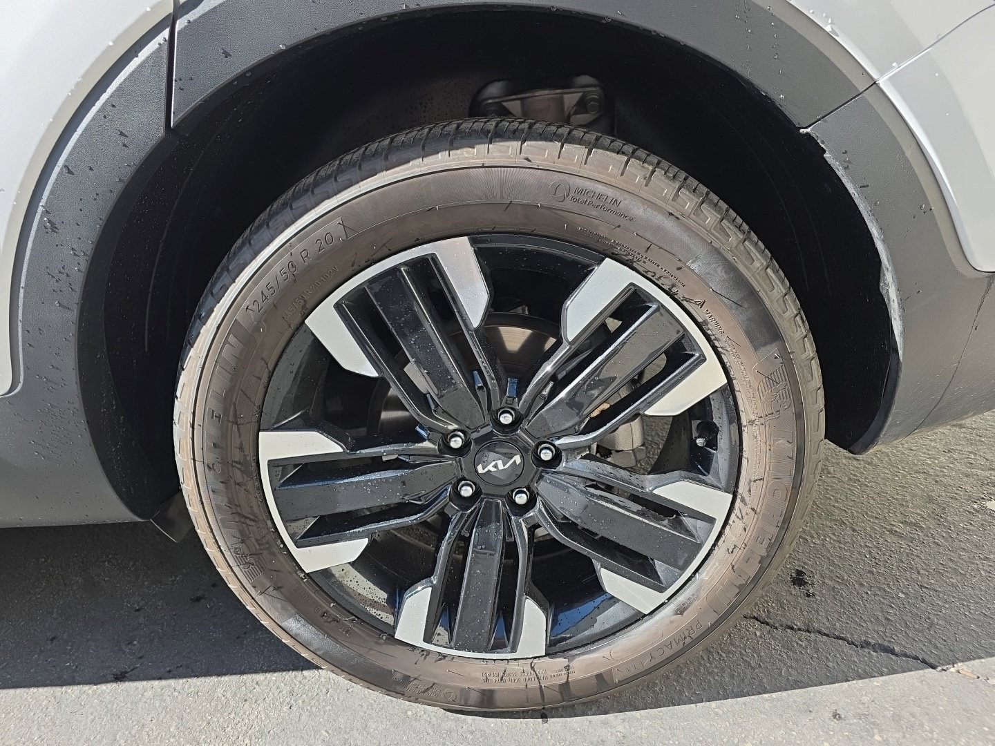Used 2024 Kia Telluride SX Prestige w/ Towing Package AWD/4WD image 31