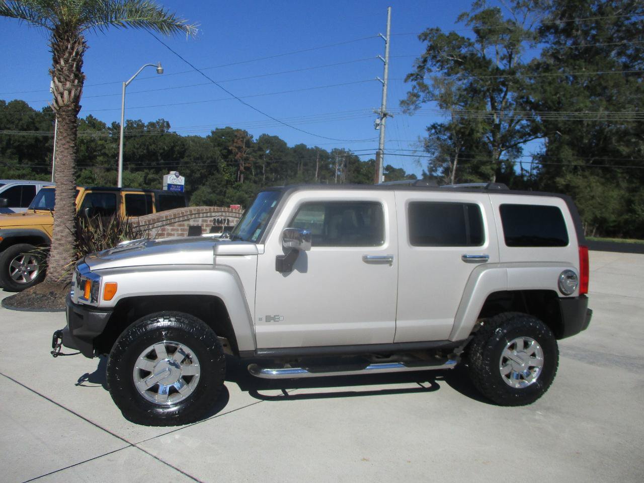 Used 2006 HUMMER H3 AWD/4WD image 2