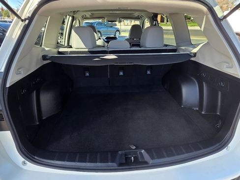 Used 2020 Subaru Forester Premium image 19