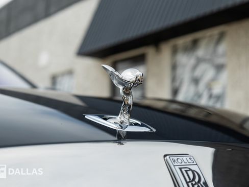 Used 2024 Rolls-Royce Spectre w/ Spectre Launch Package AWD/4WD image 19