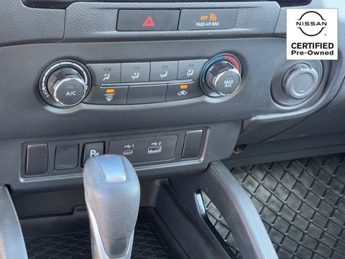 Certified 2023 Nissan Frontier SV w/ Midnight Edition Package image 25