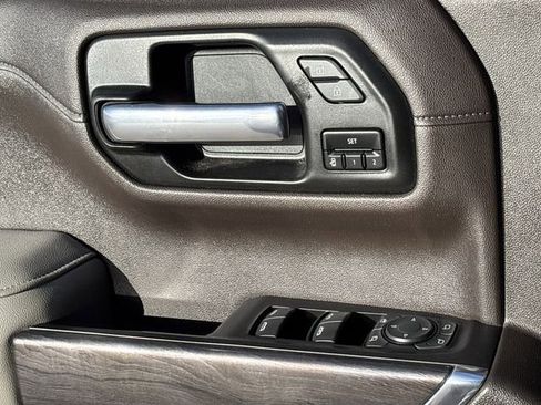 Used 2021 Chevrolet Silverado 1500 LTZ image 23