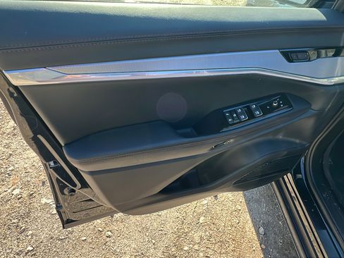 Used 2024 Jeep Wagoneer Launch Edition image 14