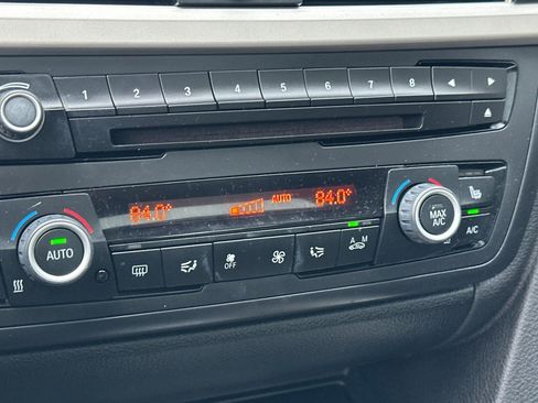 Used 2015 BMW 320i xDrive Sedan image 18