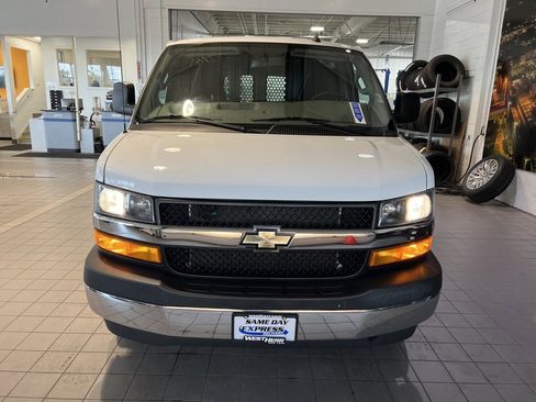 Used 2024 Chevrolet Express 2500 Work Van w/ Driver Convenience Package image 2