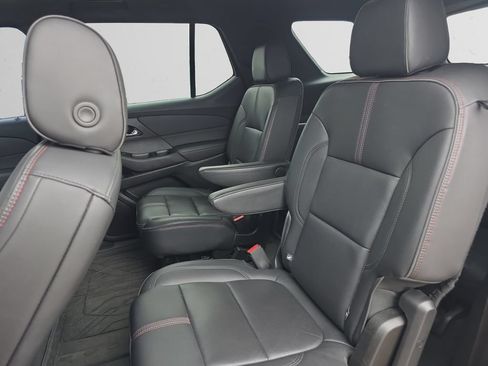 Used 2023 Chevrolet Traverse RS w/ LPO, Floor Liner Package AWD/4WD image 14