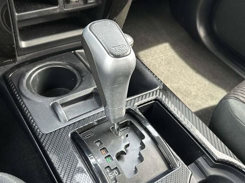 Used 2019 Toyota 4Runner TRD Off-Road AWD/4WD image 22