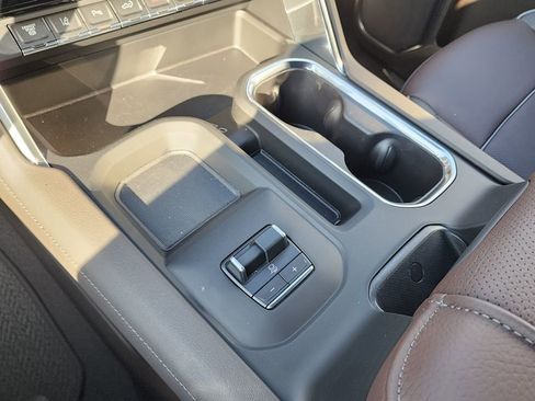 New 2025 GMC Sierra 2500 Denali w/ Denali Reserve Package image 33