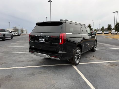 New 2026 Ford Expedition Max Platinum w/ Driver's Package image 8
