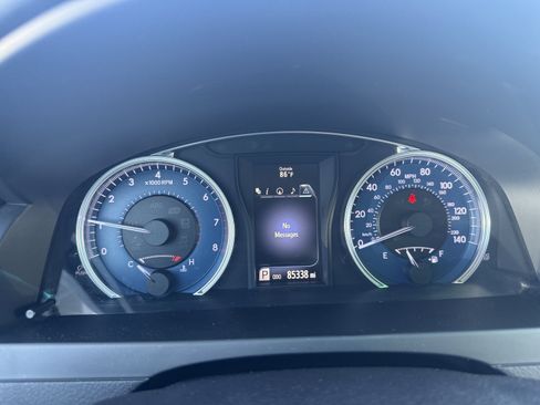 Used 2015 Toyota Camry XLE w/ Convenience Package FWD image 26