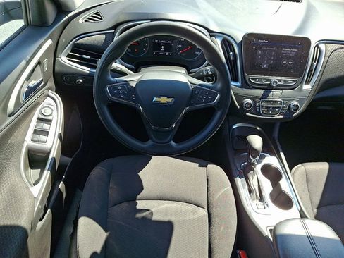 Used 2023 Chevrolet Malibu LT image 12