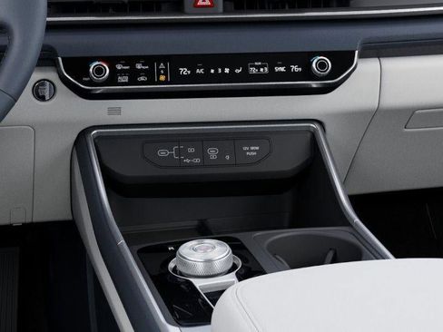 New 2026 Kia Carnival EX FWD image 23