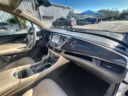 Used 2017 Buick Envision Essence image 28