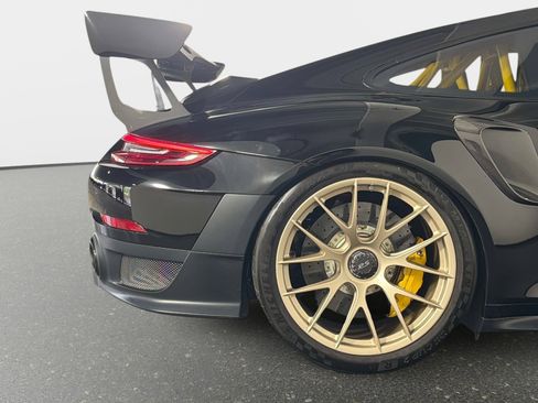Used 2018 Porsche 911 GT2 RS w/ Weissach Package RWD image 18