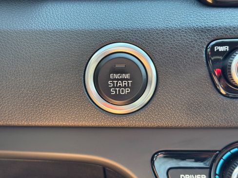 Used 2019 Kia Niro LX FWD image 21