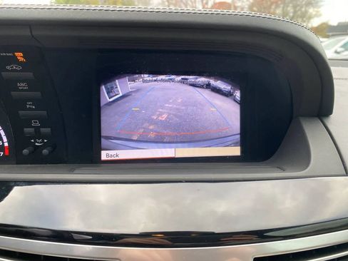 Used 2013 Mercedes-Benz S 63 AMG w/ AMG Performance Pkg image 16