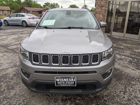 Used 2017 Jeep Compass Latitude w/ Popular Equipment Group AWD/4WD image 8
