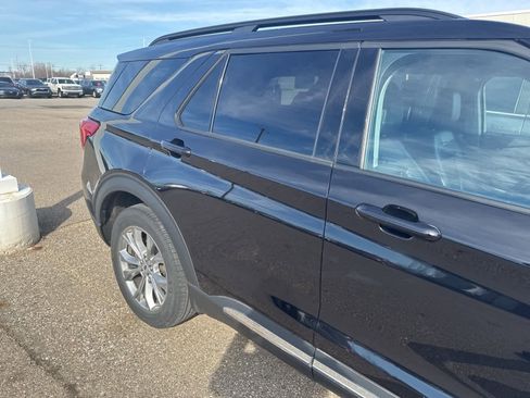 Certified 2023 Ford Explorer XLT w/ Equipment Group 202A image 11