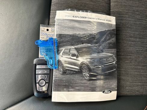 Used 2023 Ford Explorer Timberline w/ Timberline Technology Package AWD/4WD image 31