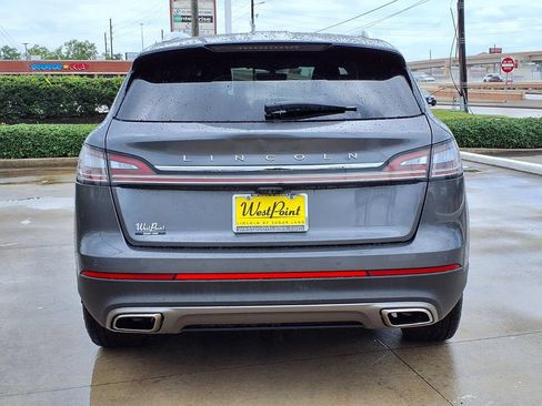 Used 2023 Lincoln Nautilus AWD image 5
