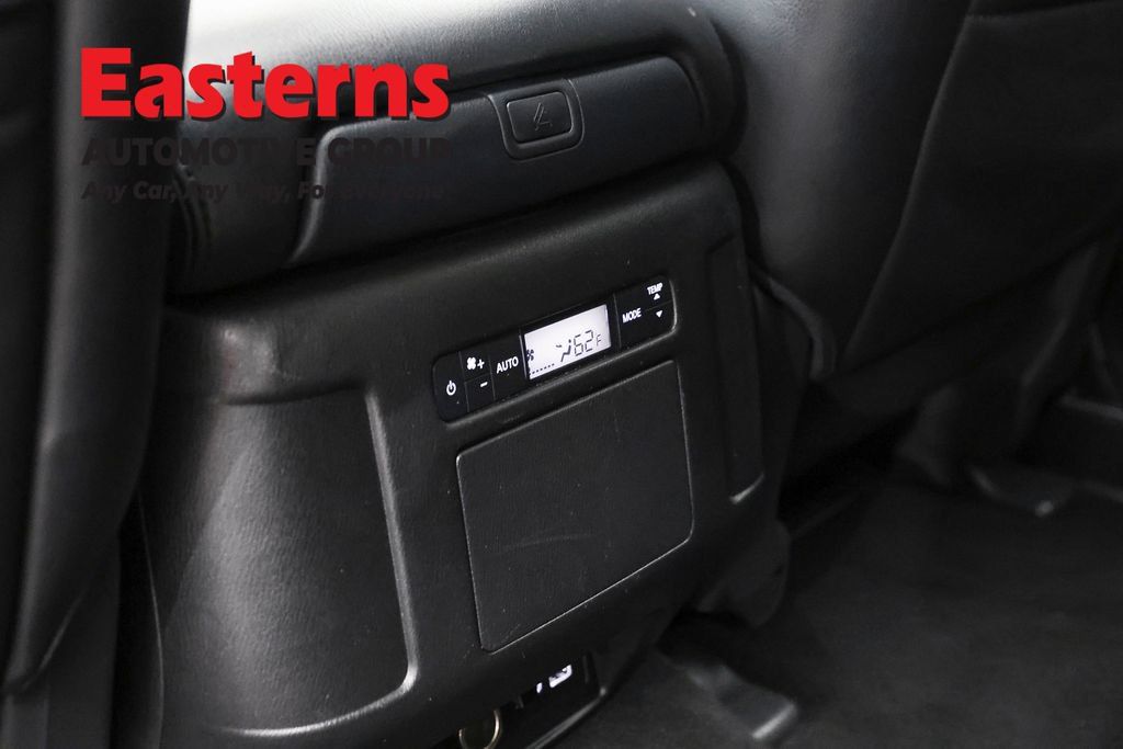 Used 2024 Nissan Armada SL w/ Captain's Chairs Package AWD/4WD image 26