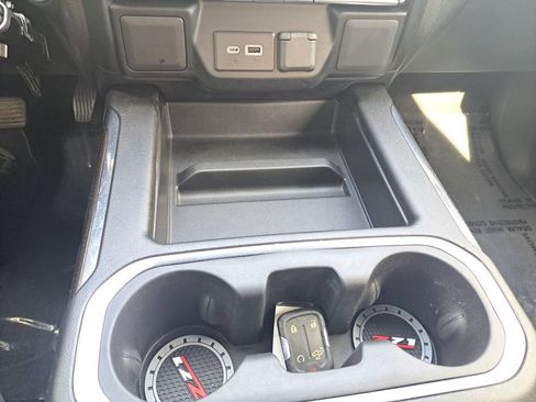 Used 2022 Chevrolet Silverado 1500 LT Trail Boss w/ Bed Protection Package AWD/4WD image 12
