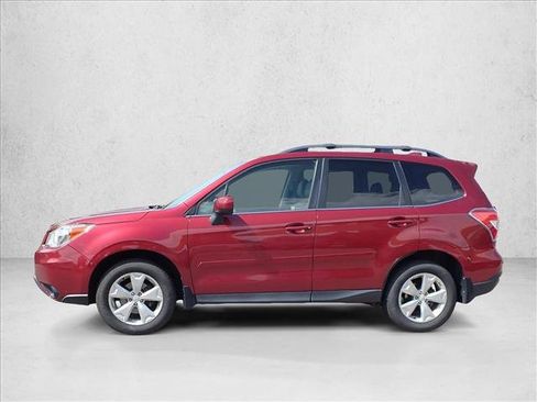 Used 2016 Subaru Forester 2.5i Limited AWD/4WD image 2