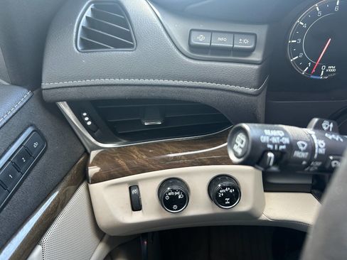 Used 2020 Cadillac Escalade ESV Luxury image 5