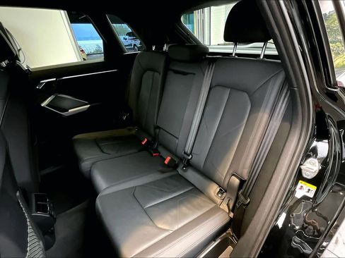 Used 2020 Audi Q3 2.0T Premium w/ Convenience Package image 21