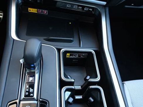 New 2026 Lexus TX 500h AWD image 9