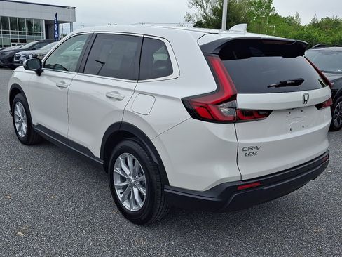 Used 2025 Honda CR-V EX image 6