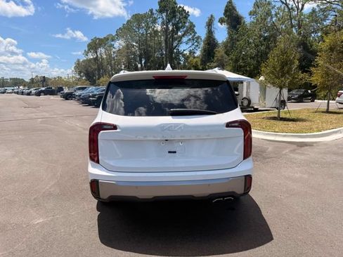 Used 2025 Kia Telluride S FWD image 18