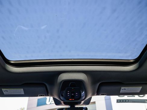 Certified 2025 Audi Q6 e-tron Premium w/ Convenience Package image 17