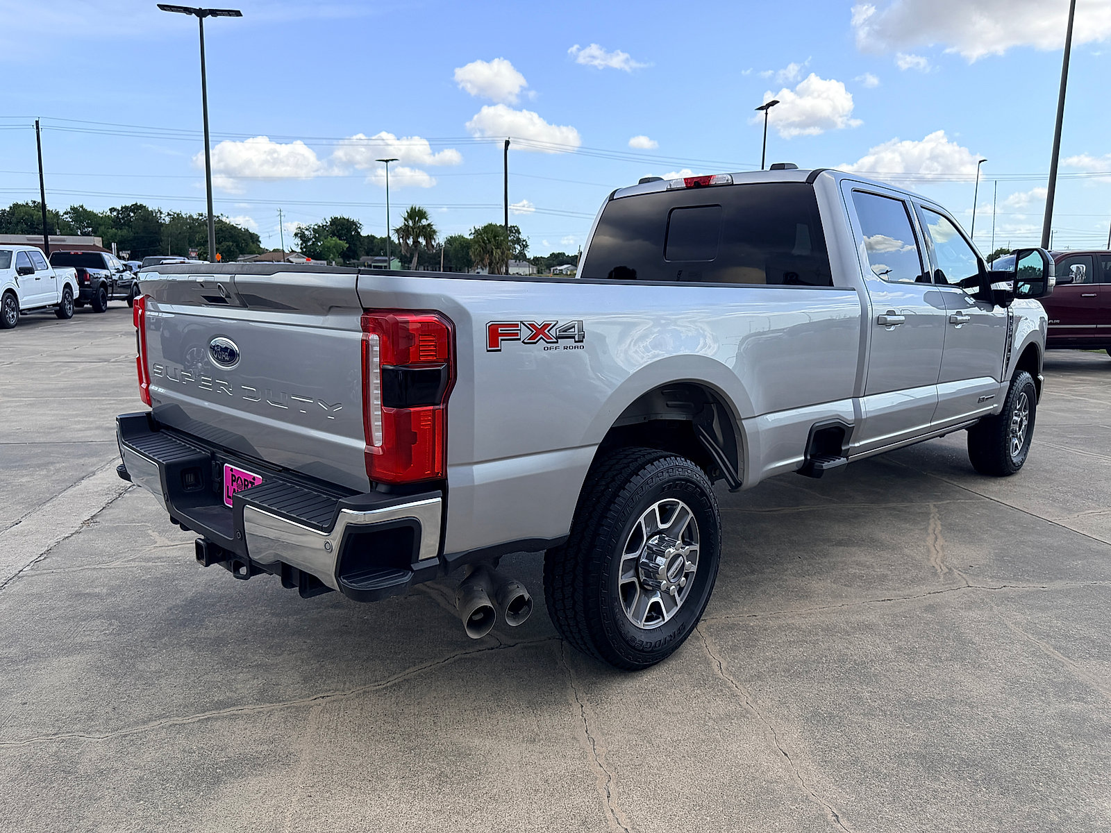 Used 2024 Ford F350 Lariat w/ FX4 Off-Road Package AWD/4WD image 7