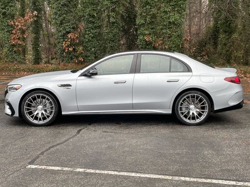 New 2026 Mercedes-Benz E 53 AMG e 4MATIC Sedan image 14