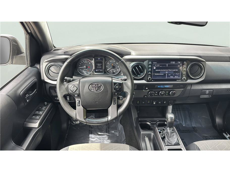 Used 2021 Toyota Tacoma TRD Sport w/ Technology Package RWD image 16