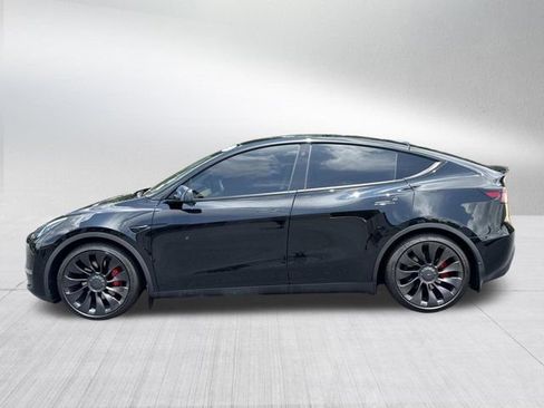 Used 2022 Tesla Model Y Performance AWD/4WD image 9