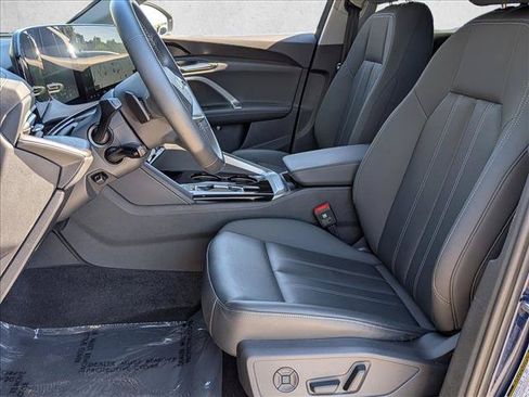 Certified 2025 Audi Q5 Premium w/ Convenience Package AWD/4WD image 18