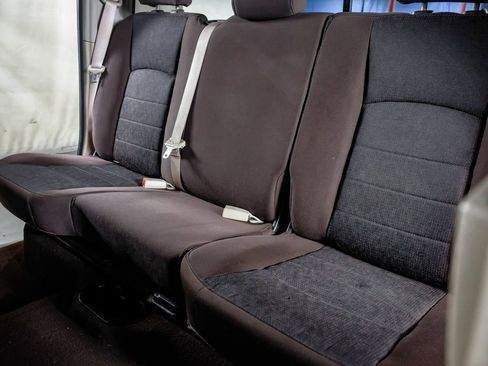 Used 2013 RAM 1500 Big Horn image 31