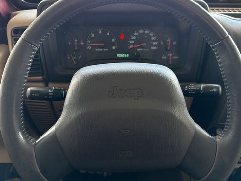Used 2002 Jeep Wrangler Sport AWD/4WD image 25