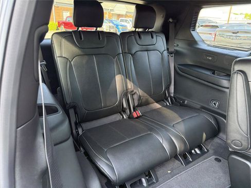 New 2026 Jeep Grand Cherokee L Limited image 11