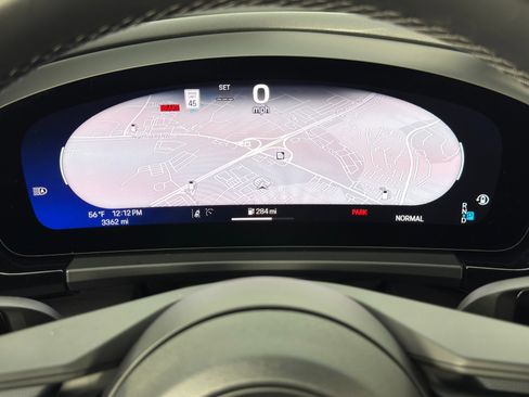 Used 2025 Porsche Macan 4 Electric image 21