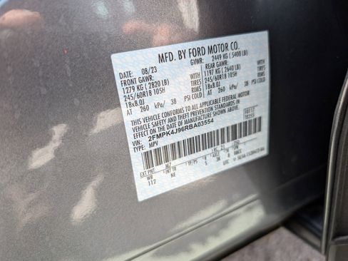 Used 2024 Ford Edge SEL w/ Sport Appearance Package image 25