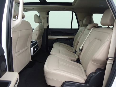 Used 2023 Ford Expedition Max Limited image 30