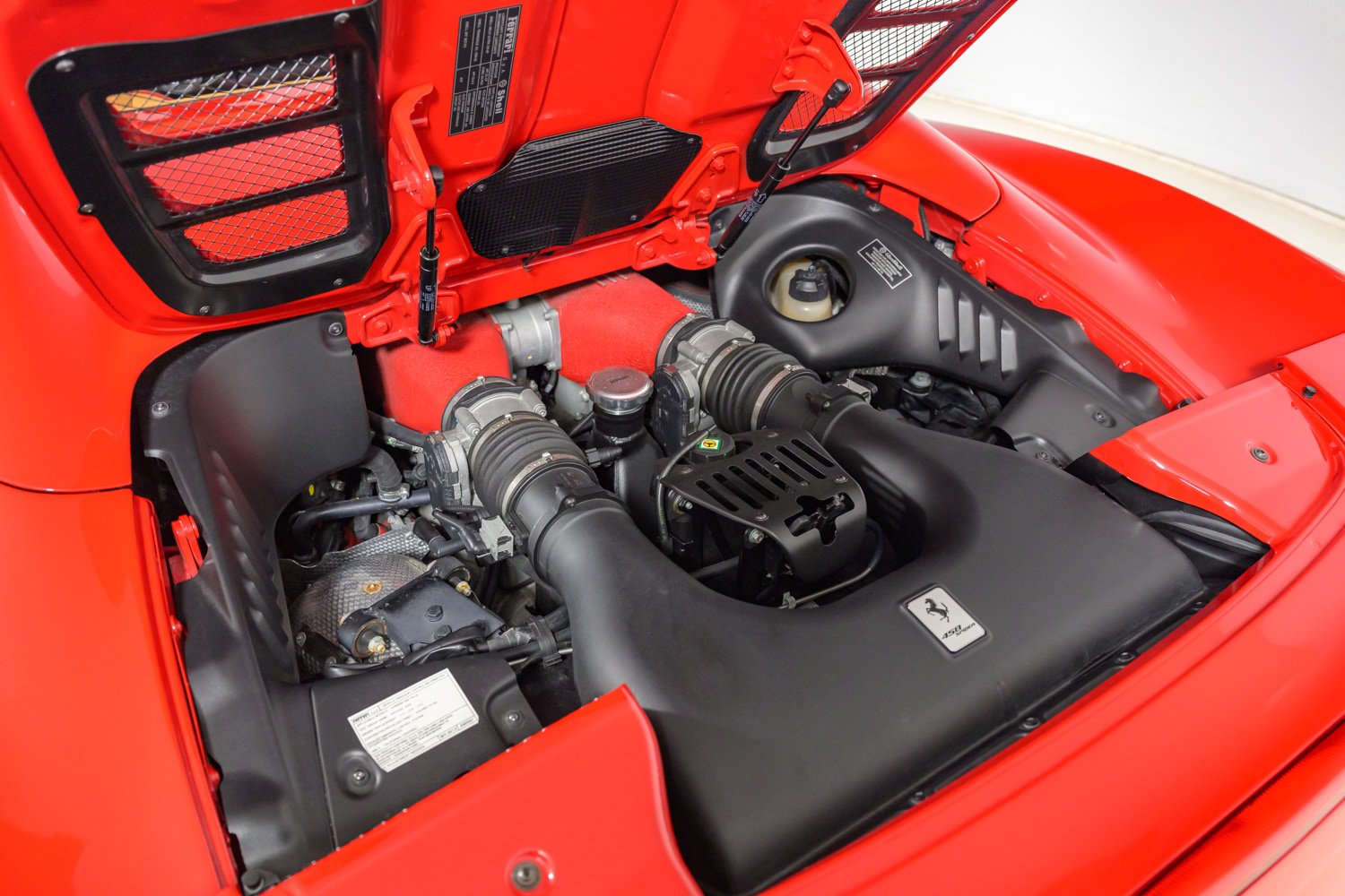 Used 2013 Ferrari 458 Spider RWD image 65